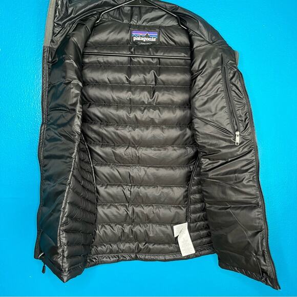 Patagonia Women’s Down Sweater Vest Black Puffer Jacket Size XS - Picture 3 of 6